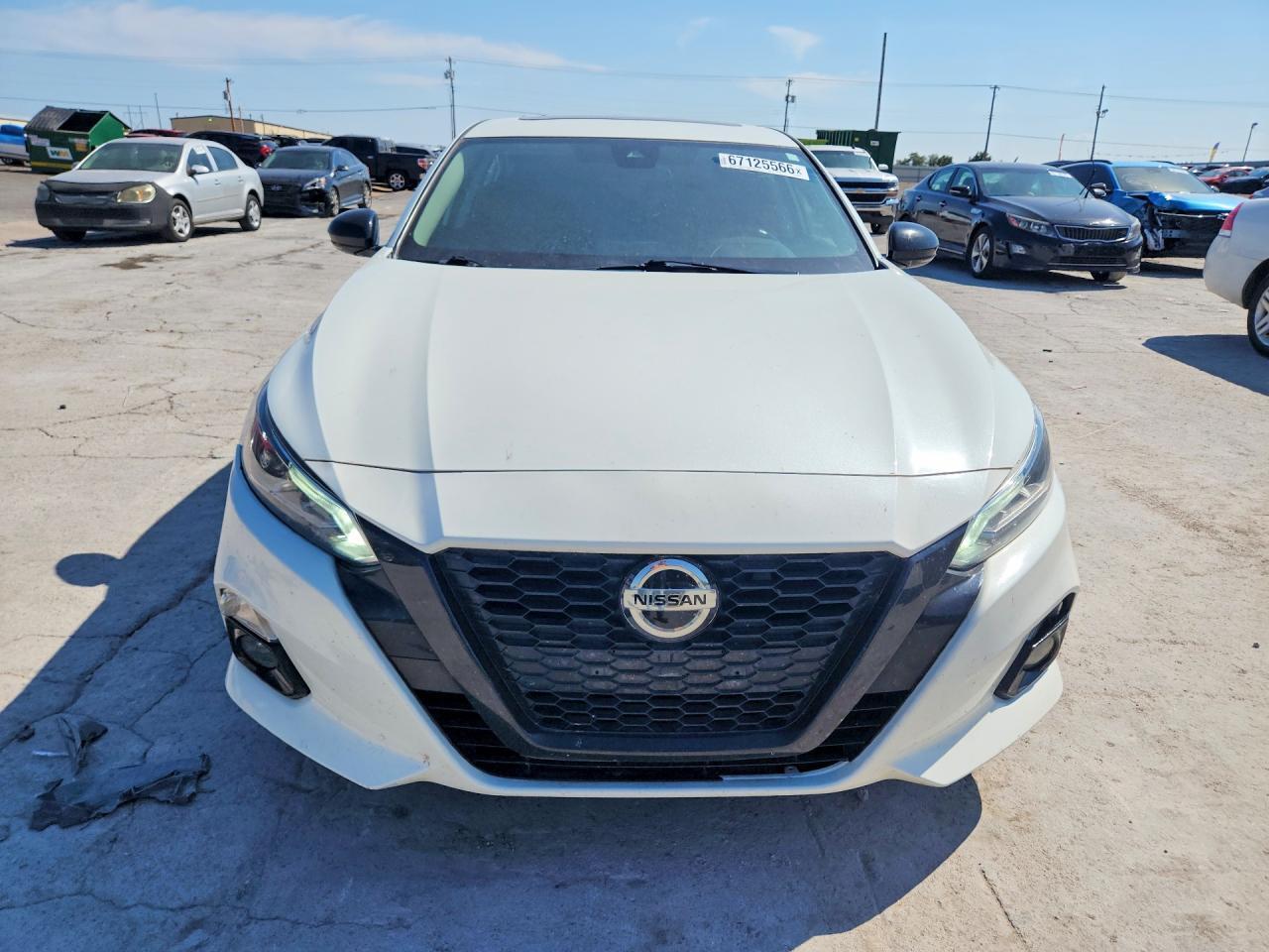 2022 NISSAN ALTIMA SR — Фото 5 из 13