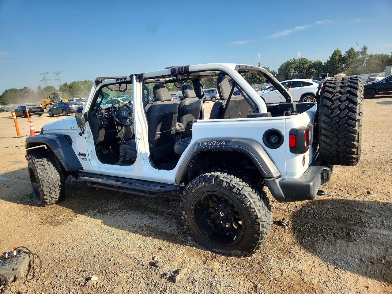 2020 JEEP WRANGLER UNLIMITED SPORT — Фото 2 из 12