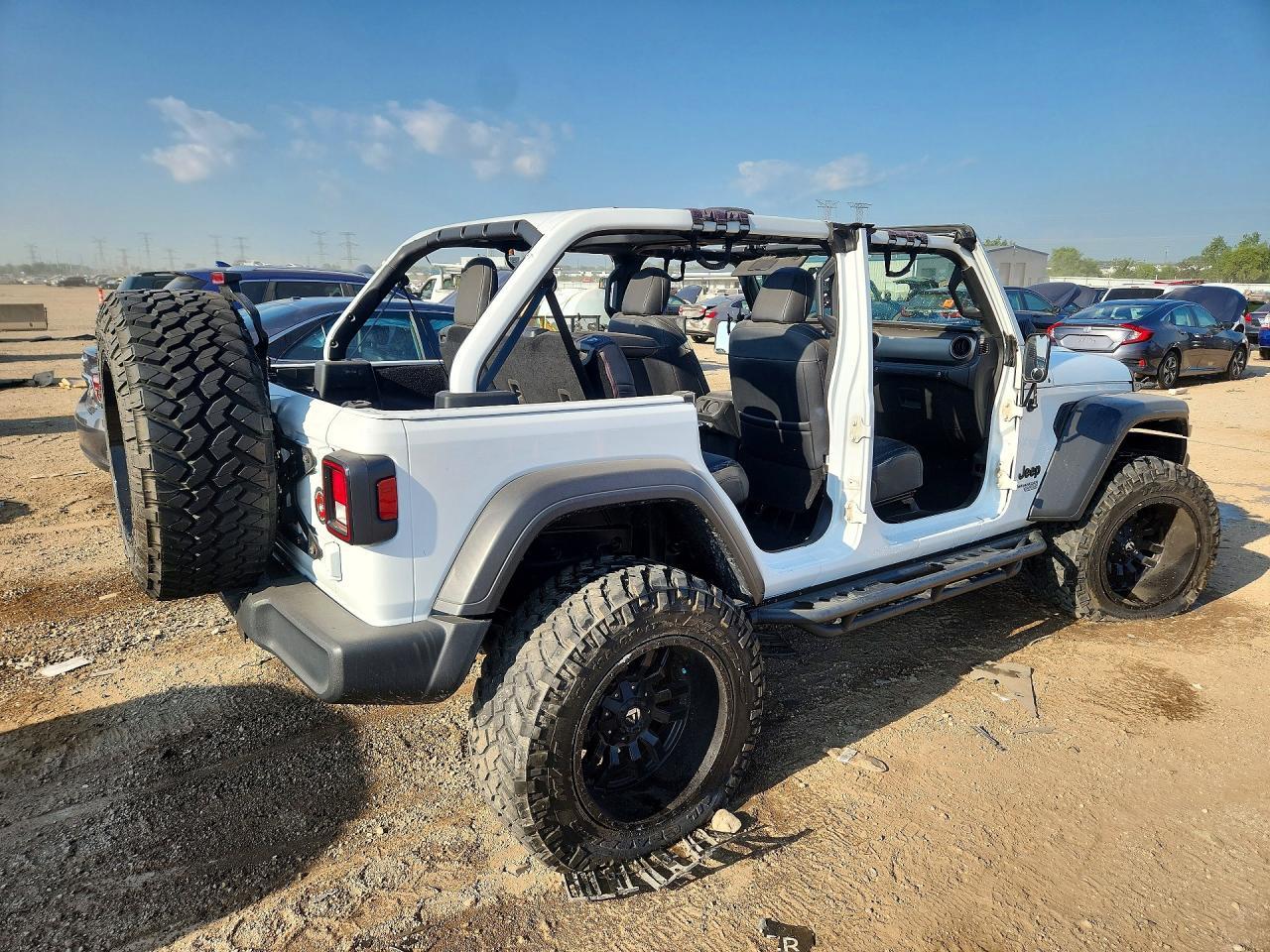 2020 JEEP WRANGLER UNLIMITED SPORT — Фото 3 из 12