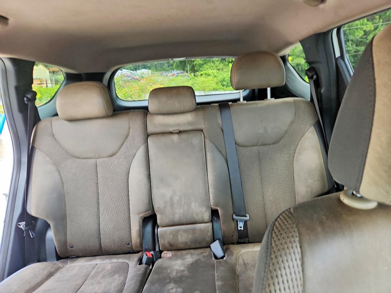 2019 HYUNDAI SANTA FE SEL 2.4L — Фото 10 из 13