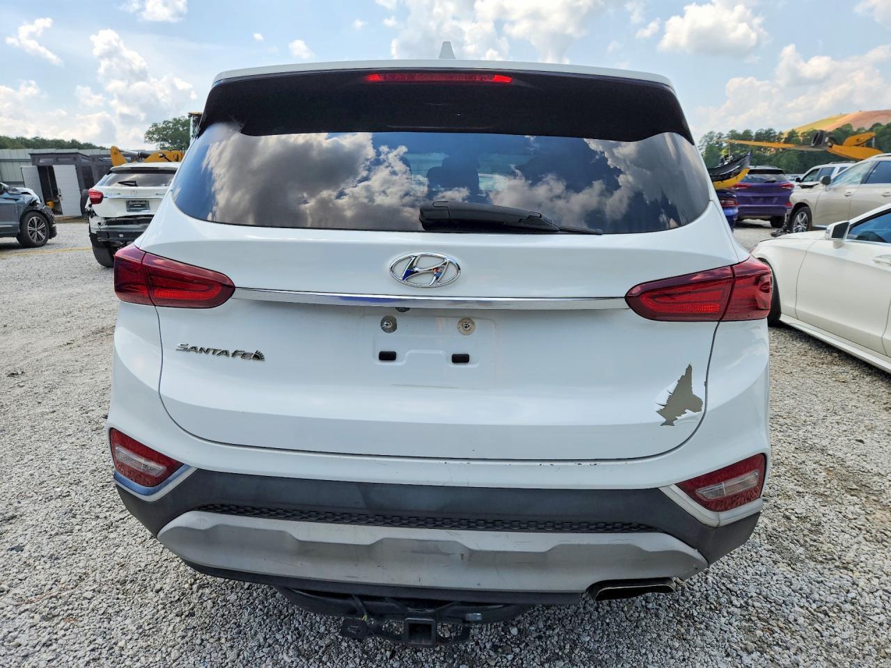 2019 HYUNDAI SANTA FE SEL 2.4L — Фото 6 из 13