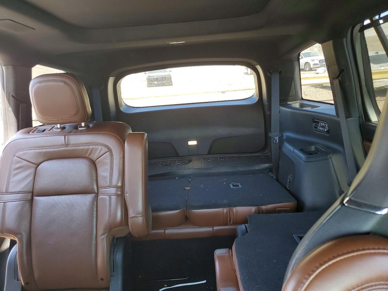 2021 LINCOLN AVIATOR RESERVE — Фото 10 из 13