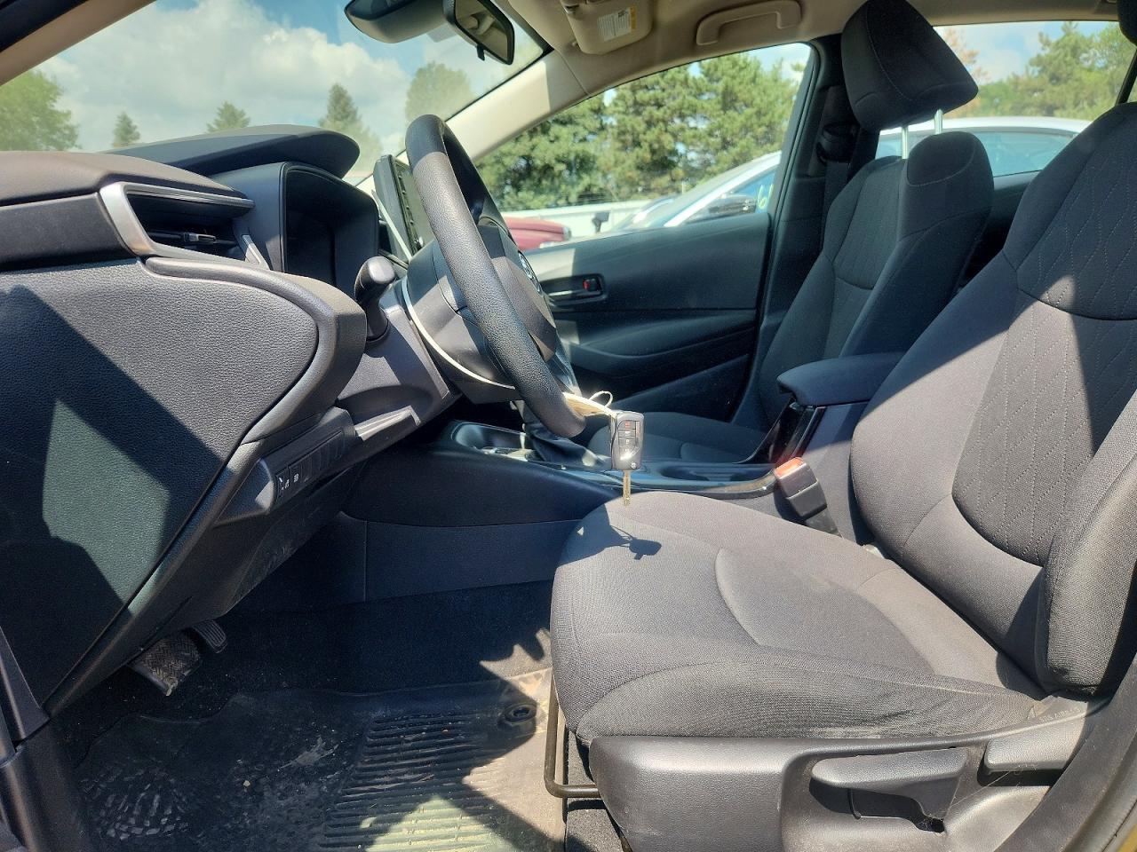 2022 TOYOTA COROLLA LE — Фото 7 из 13