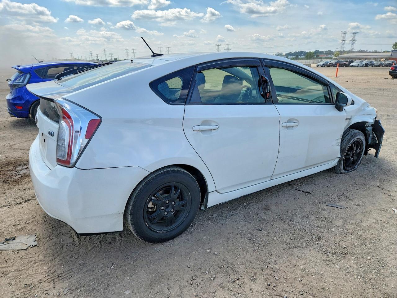 2013 TOYOTA PRIUS — Фото 3 из 12