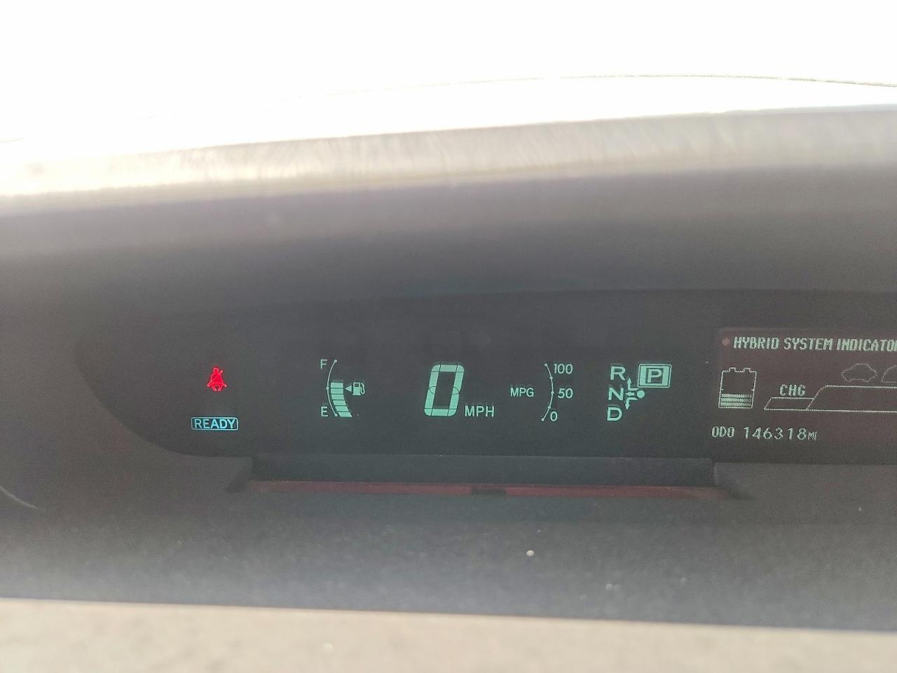 2013 TOYOTA PRIUS — Фото 9 из 12
