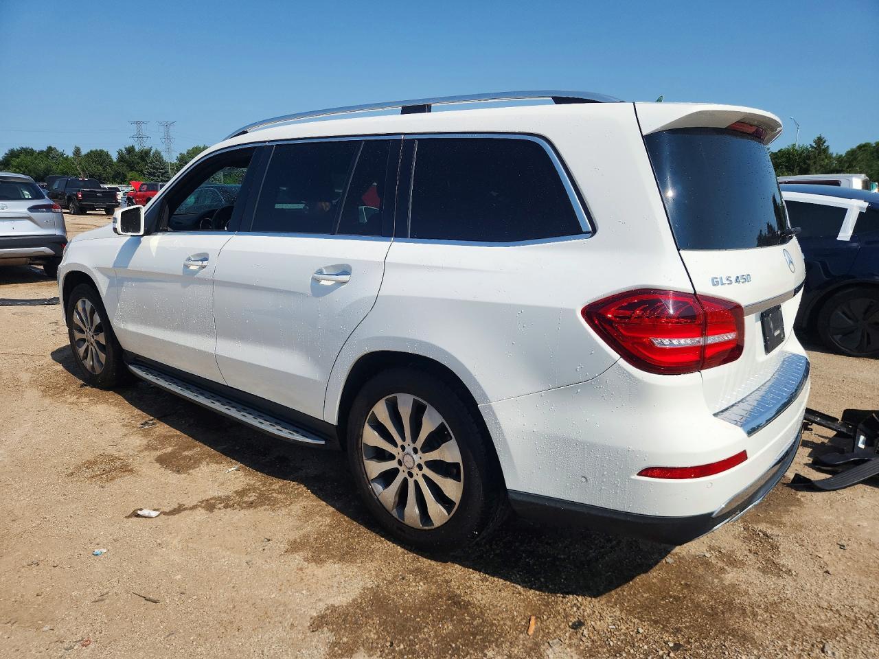 2017 MERCEDES-BENZ GLS 450 4MATIC — Фото 2 из 12