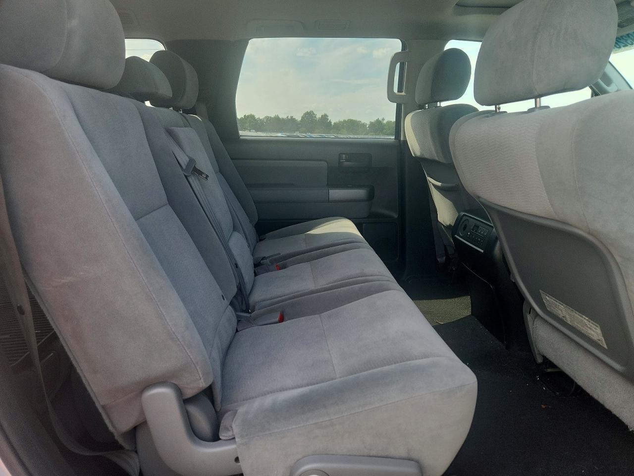 5TDBY5G11DS074480 2013 TOYOTA SEQUOIA photo no. 10