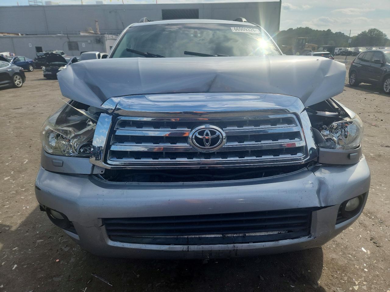 5TDBY5G11DS074480 2013 TOYOTA SEQUOIA photo no. 5
