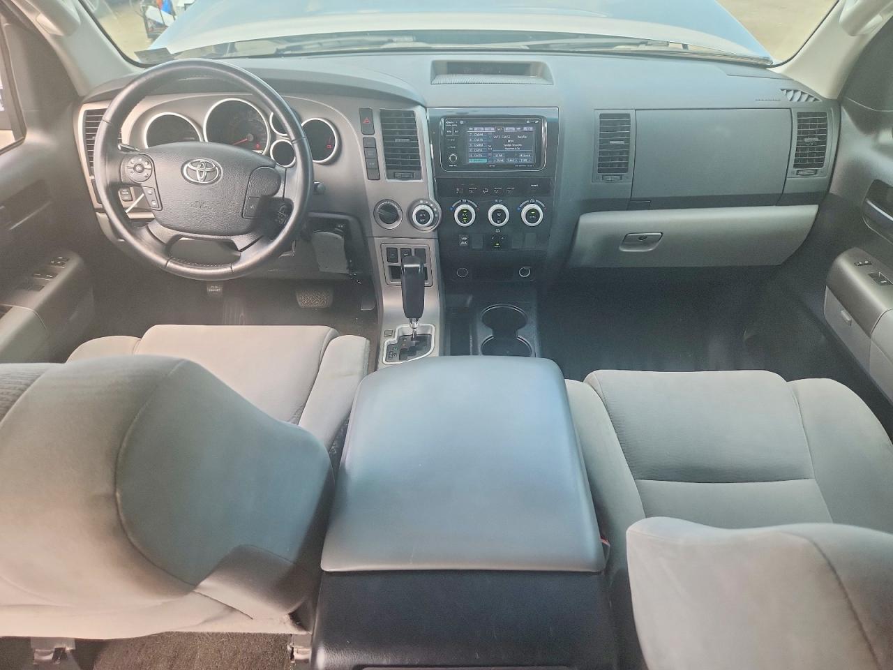 5TDBY5G11DS074480 2013 TOYOTA SEQUOIA photo no. 8