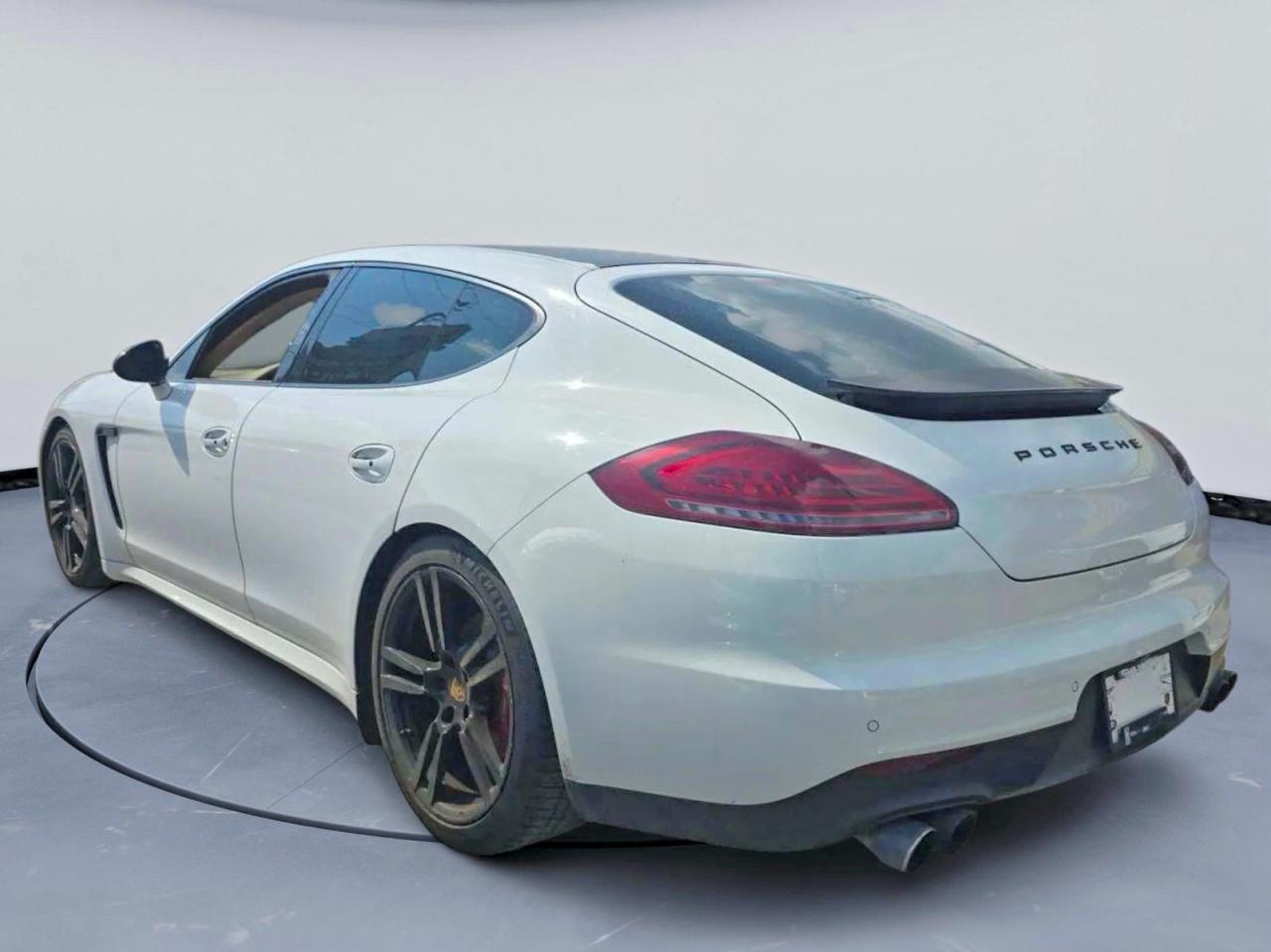 WP0AA2A72FL000498 2015 PORSCHE PANAMERA photo no. 3
