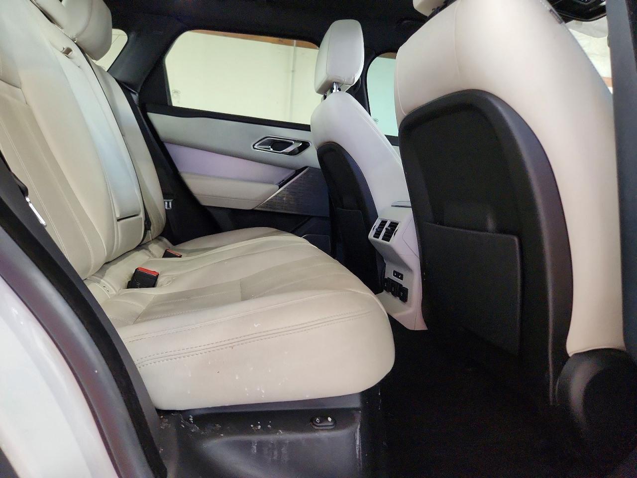 2019 LAND ROVER RANGE ROVER VELAR R-DYNAMIC SE — Фото 11 из 13