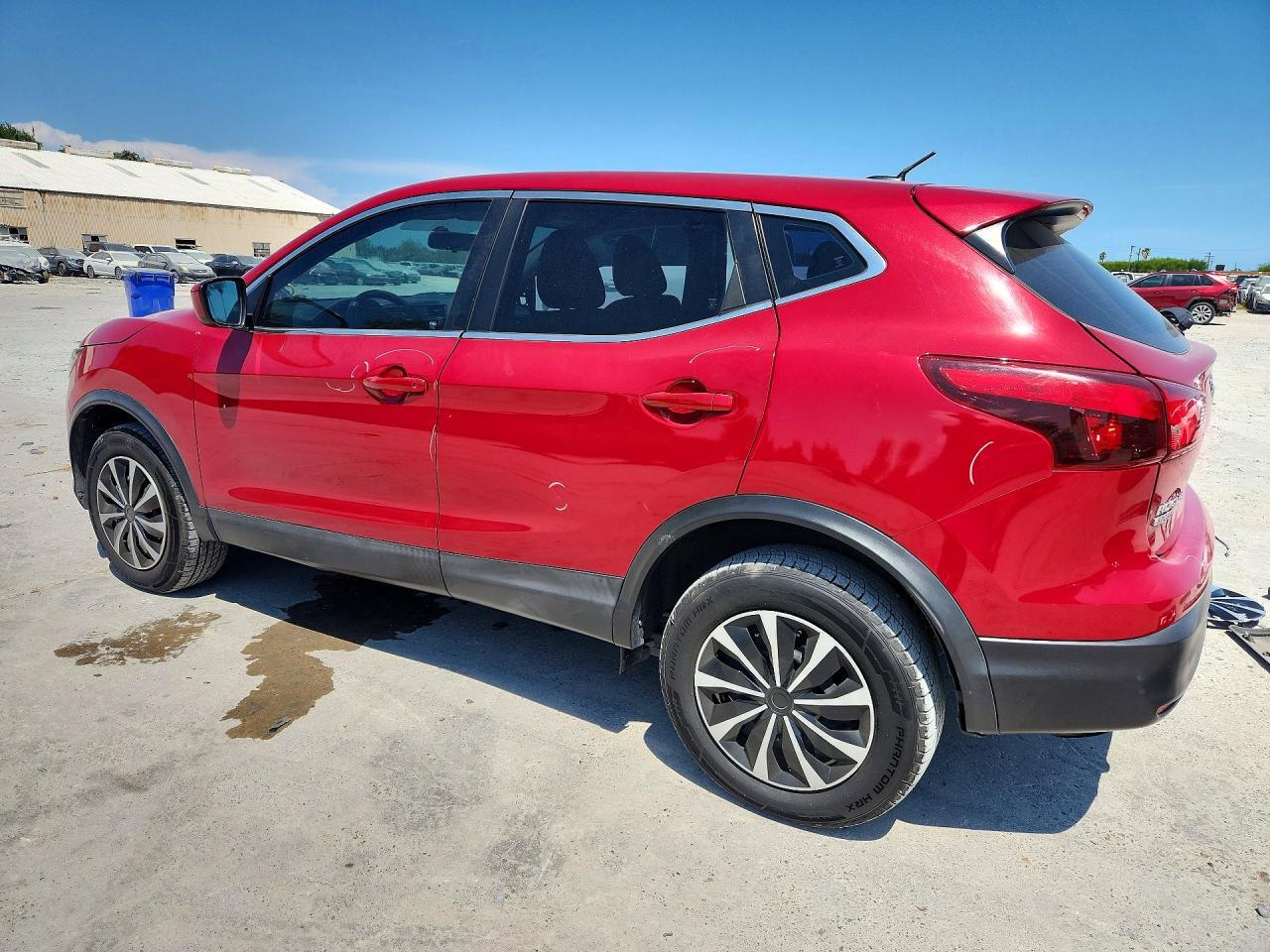 2018 NISSAN ROGUE SPORT S — Фото 2 из 14