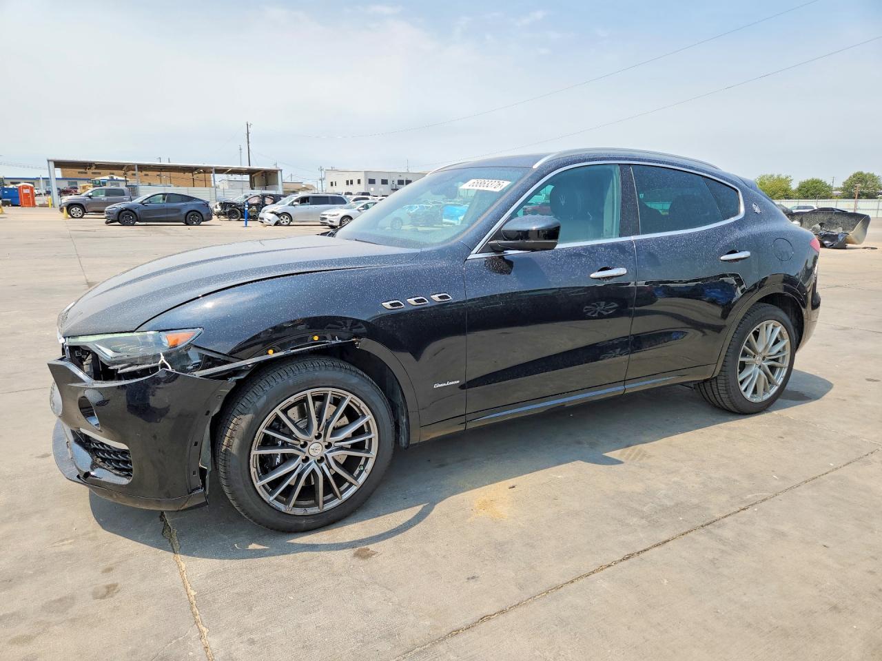 2019 MASERATI LEVANTE ZN661YUL5KX335886