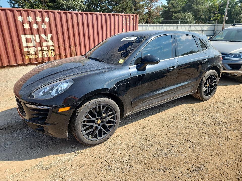 2018 PORSCHE MACAN WP1AA2A50JLB17938