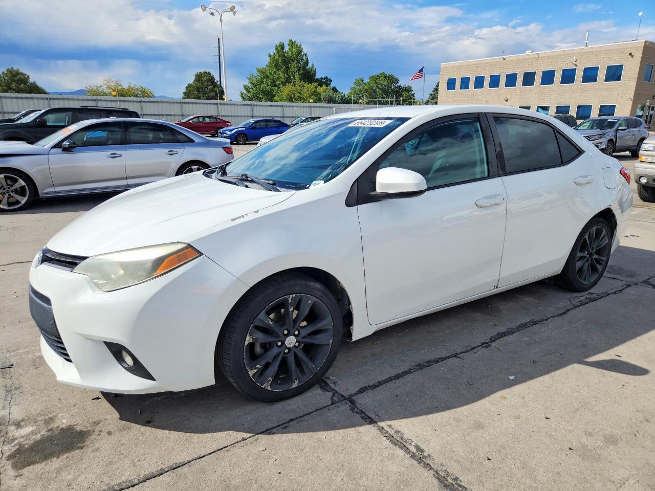 2014 TOYOTA COROLLA LE PLUS