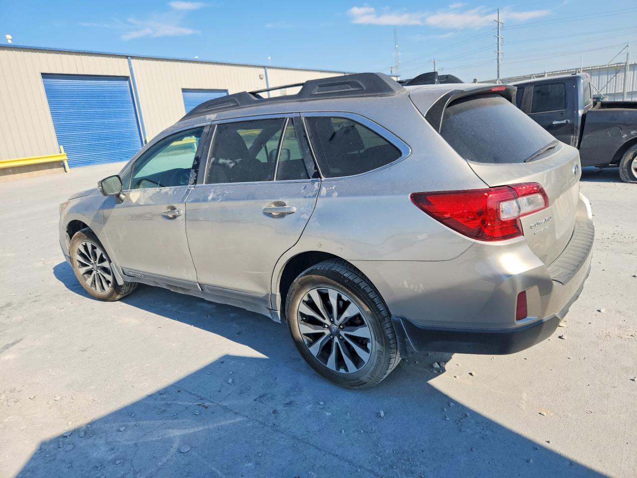 4S4BSBNC5G3242577 2016 SUBARU OUTBACK photo no. 2