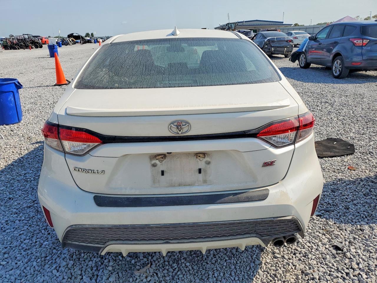 2020 TOYOTA COROLLA SE — Фото 6 из 13