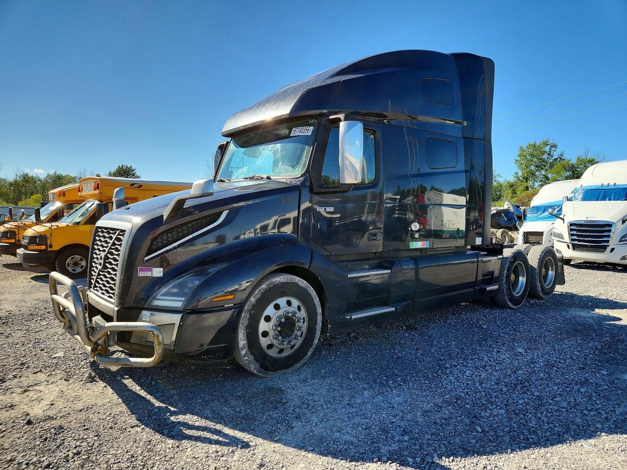 2020 VOLVO VN 4V4NC9EJ0LN201590