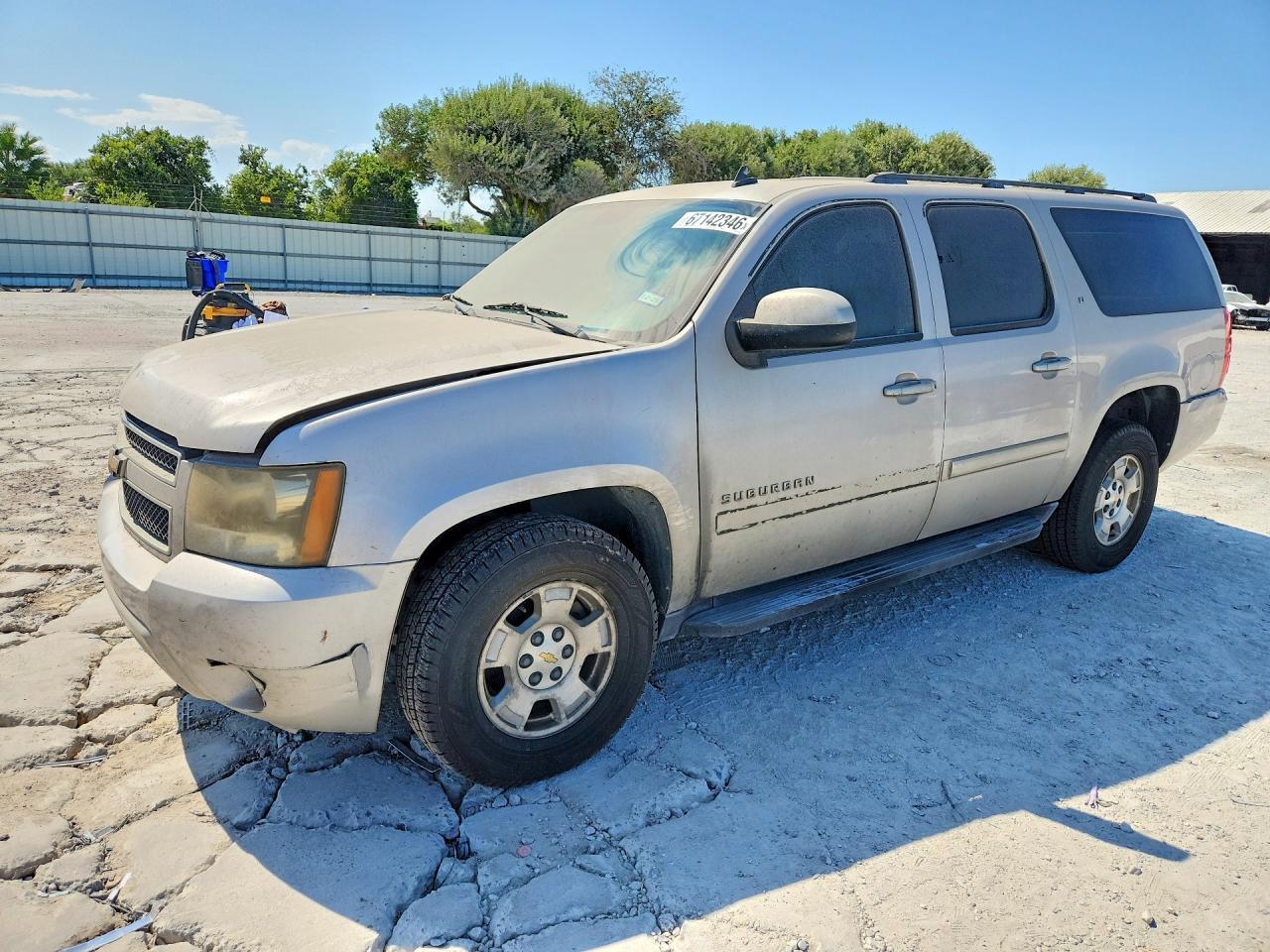 2008 CHEVROLET SUBURBAN 1GNFC16028R236520