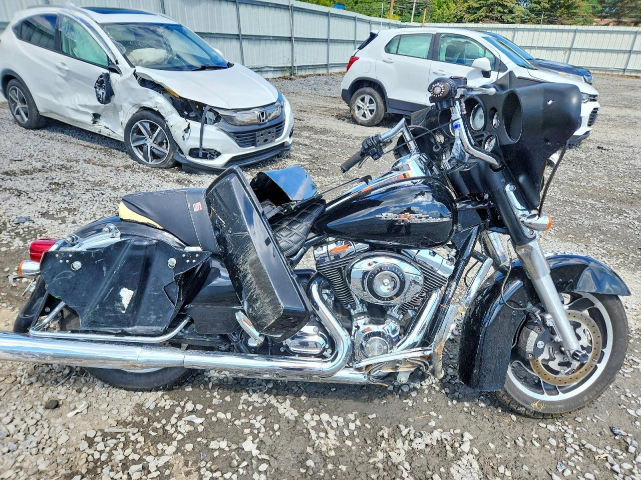 2009 HARLEY-DAVIDSON FLHX 1HD1KB4189Y648650