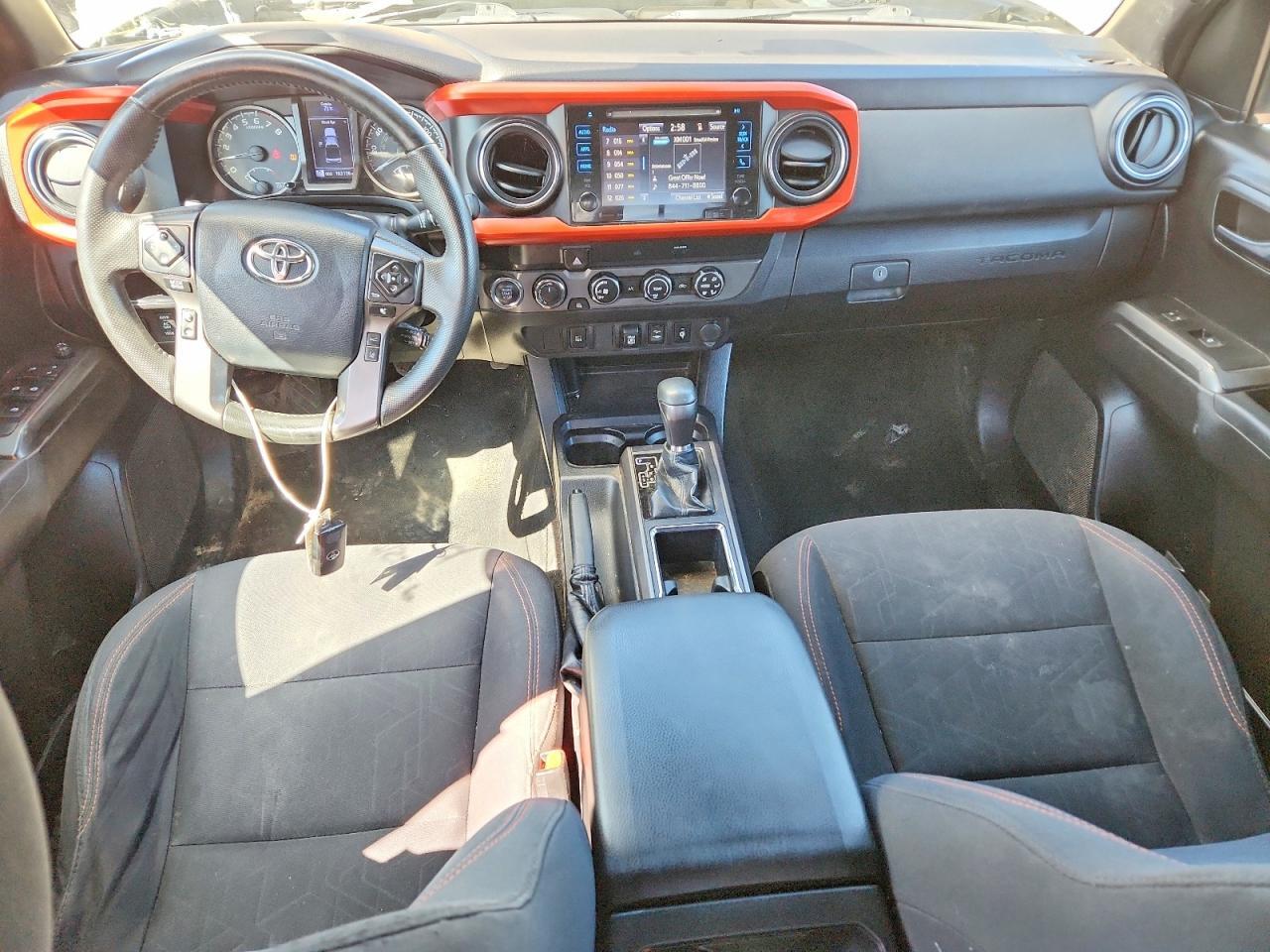 2019 TOYOTA TACOMA TRD SPORT — Фото 8 из 12