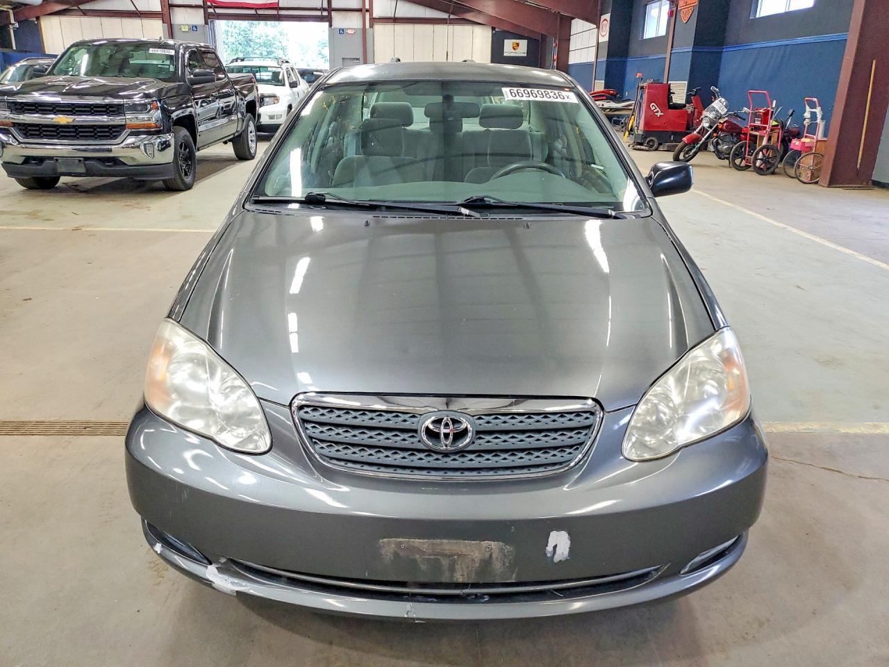 2T1BR32EX8C890288 2008 TOYOTA COROLLA photo no. 5