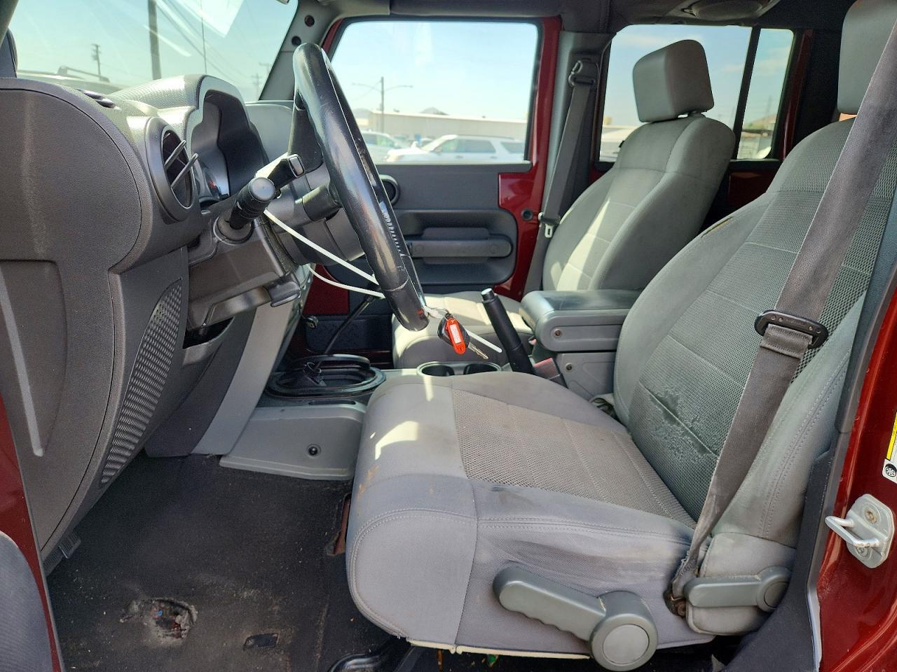 2007 JEEP WRANGLER SAHARA — Фото 7 из 12