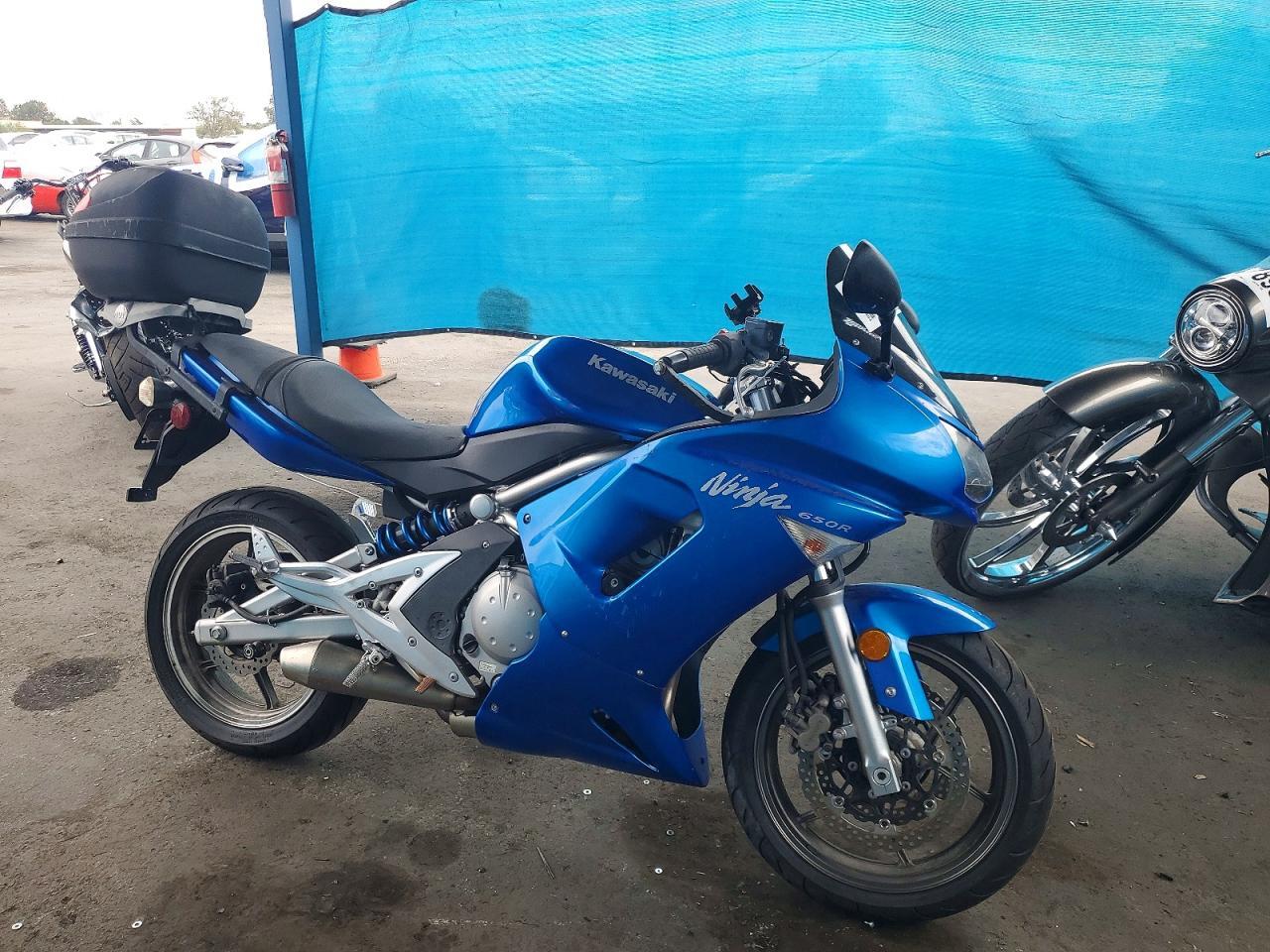 2007 KAWASAKI EX650 JKAEXEA187A028195