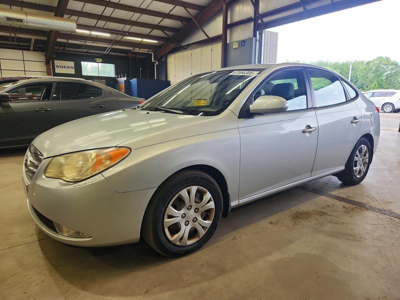 2010 HYUNDAI ELANTRA KMHDU4AD6AU854205