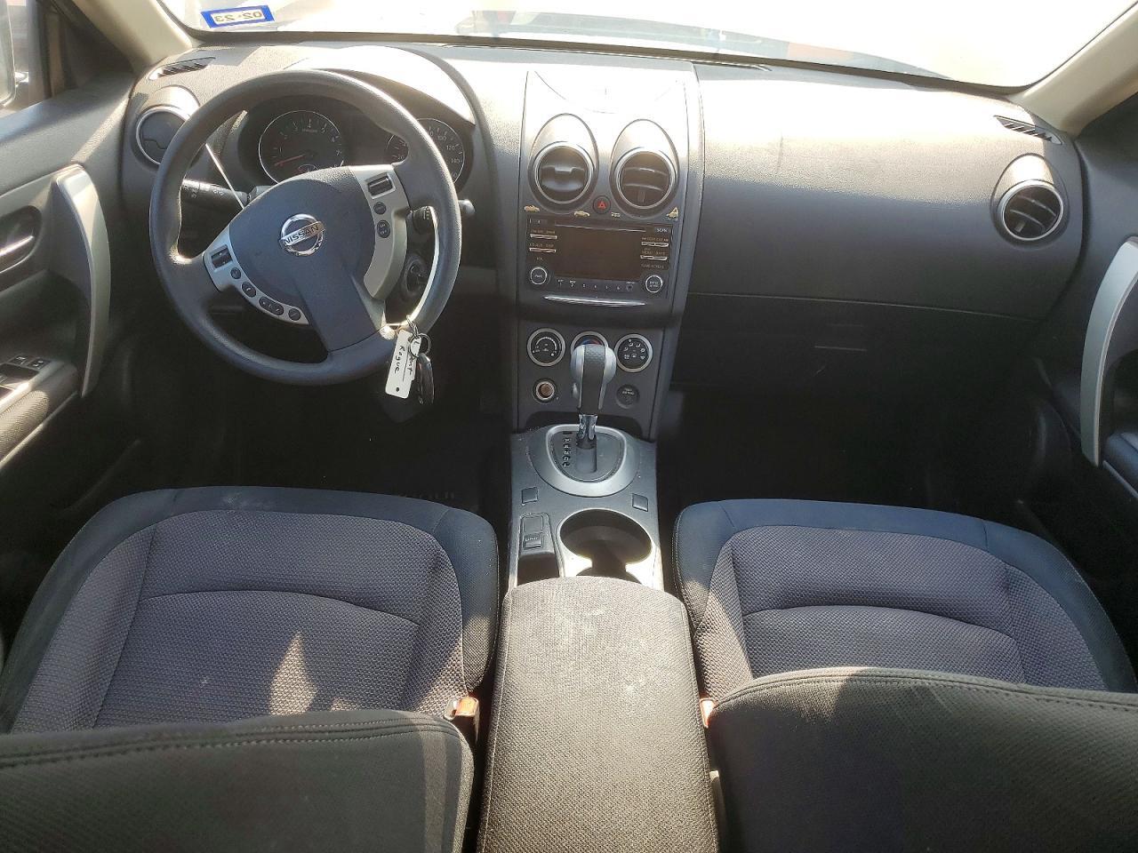 2012 NISSAN ROGUE SV — Фото 8 из 12