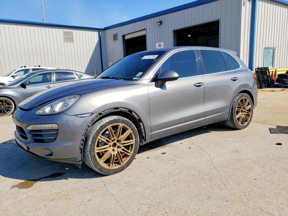2012 PORSCHE CAYENNE WP1AB2A21CLA40356