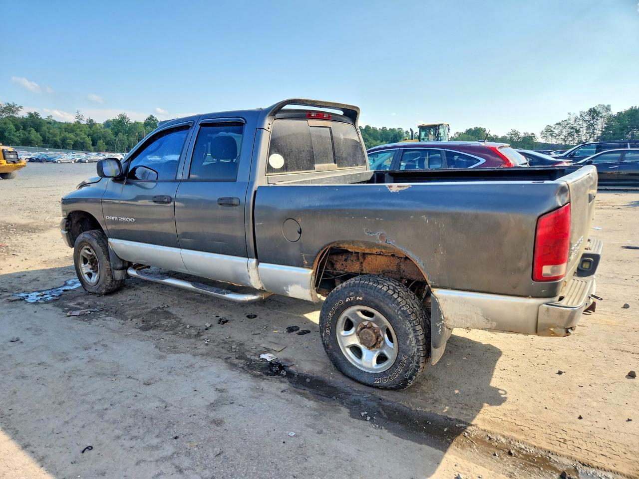 3D7KU28D74G106694 2004 DODGE RAM 2500 photo no. 2