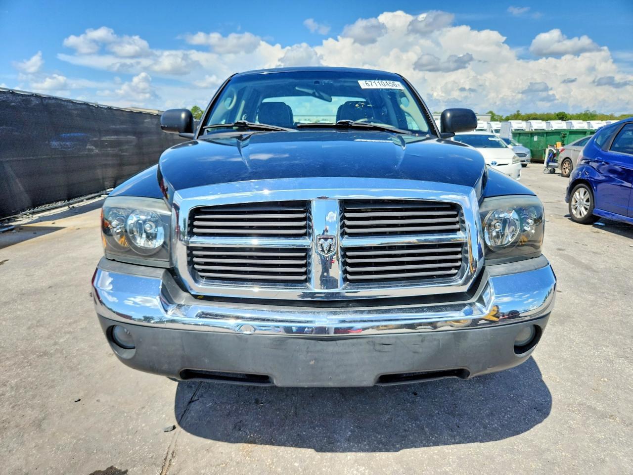 1D7HE48KX5S186696 2005 DODGE DAKOTA photo no. 5