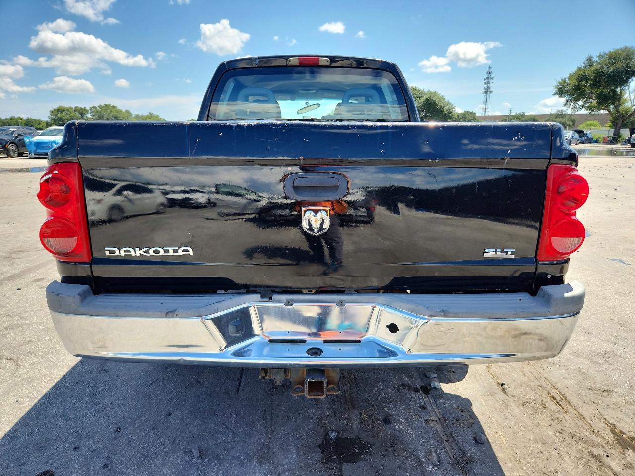 1D7HE48KX5S186696 2005 DODGE DAKOTA photo no. 6
