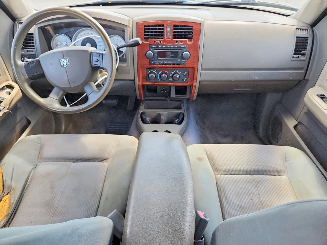 1D7HE48KX5S186696 2005 DODGE DAKOTA photo no. 8