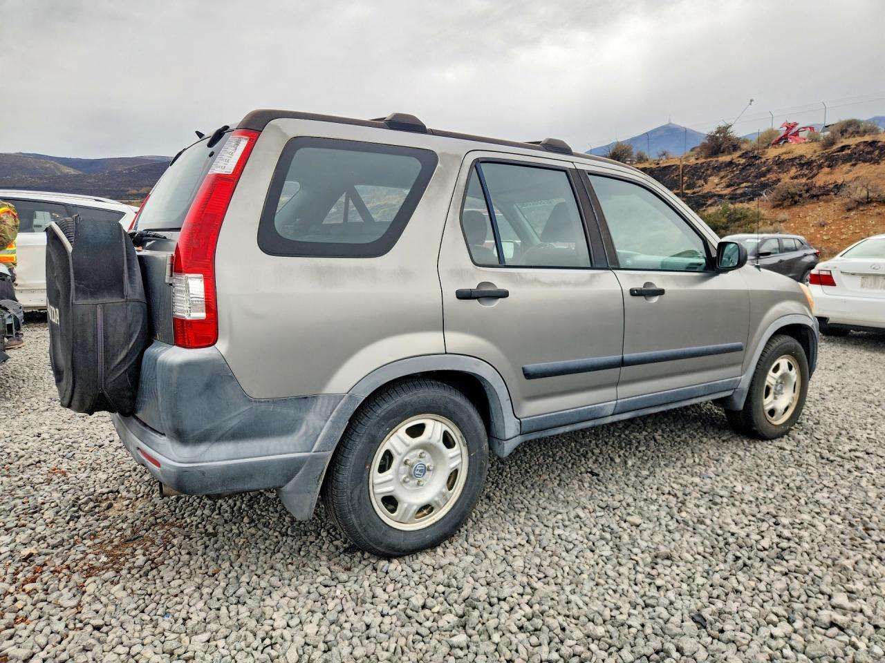 JHLRD78515C044456 2005 HONDA CR-V photo no. 3