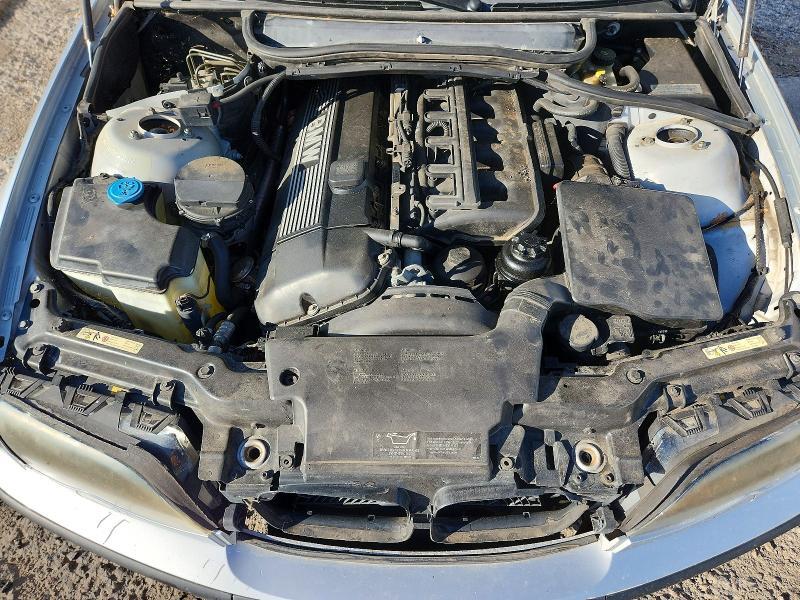 2002 BMW 325 XIT — Фото 12 из 13