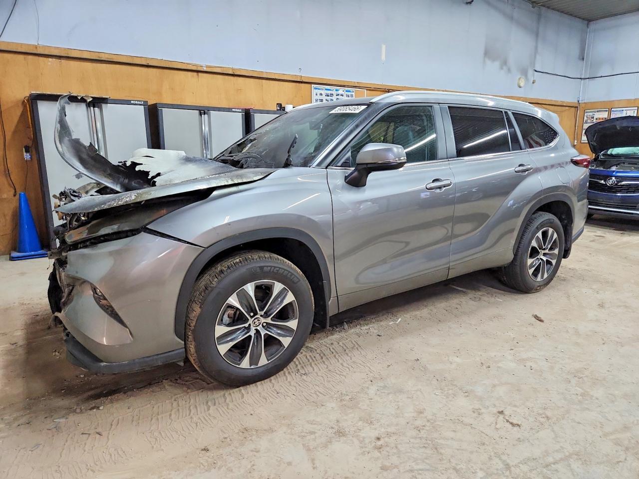 2025 TOYOTA HIGHLANDER 5TDKDRBH3SS592028