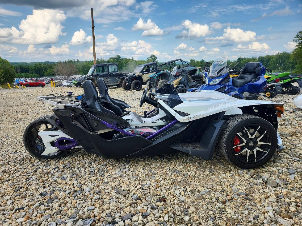 2024 POLARIS SLINGSHOT R