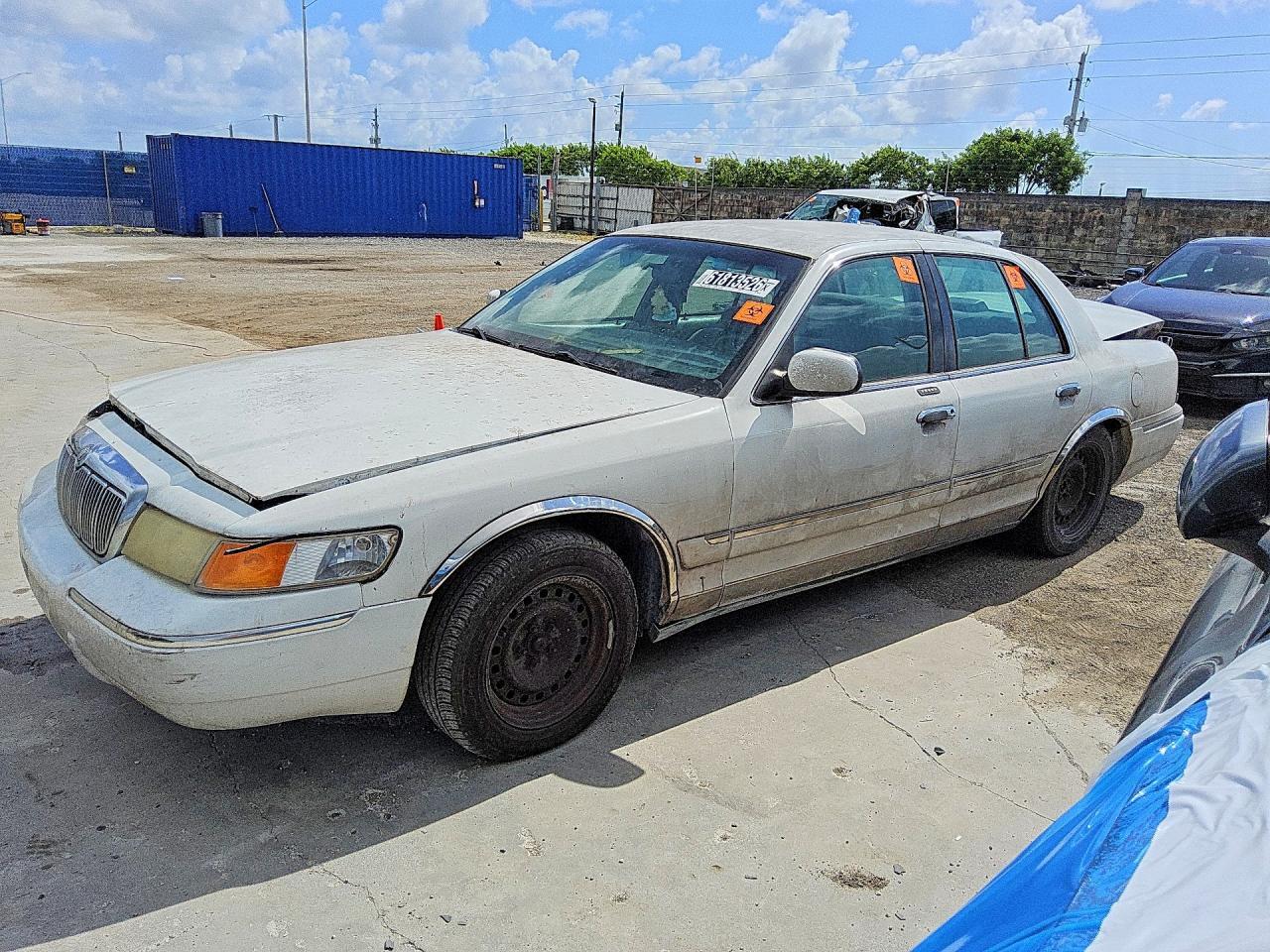 2001 MERCURY GRAND MARQUIS 2MEFM74W61X610329