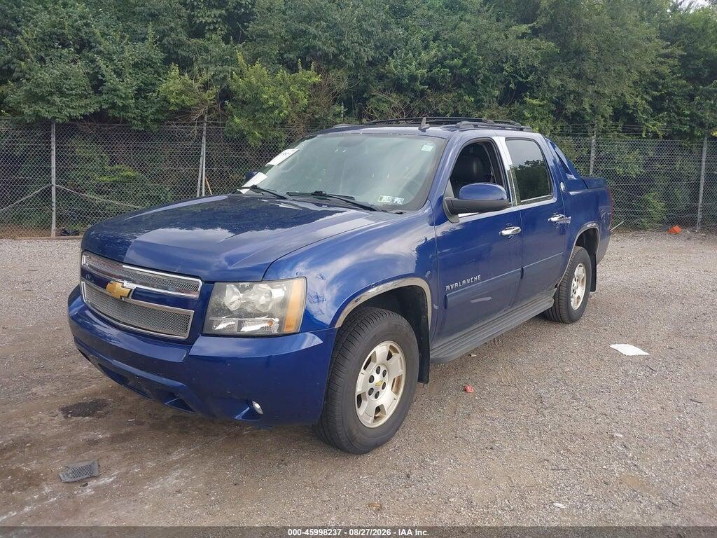 3GNTKFE70DG189211 2013 CHEVROLET AVALANCHE photo no. 2