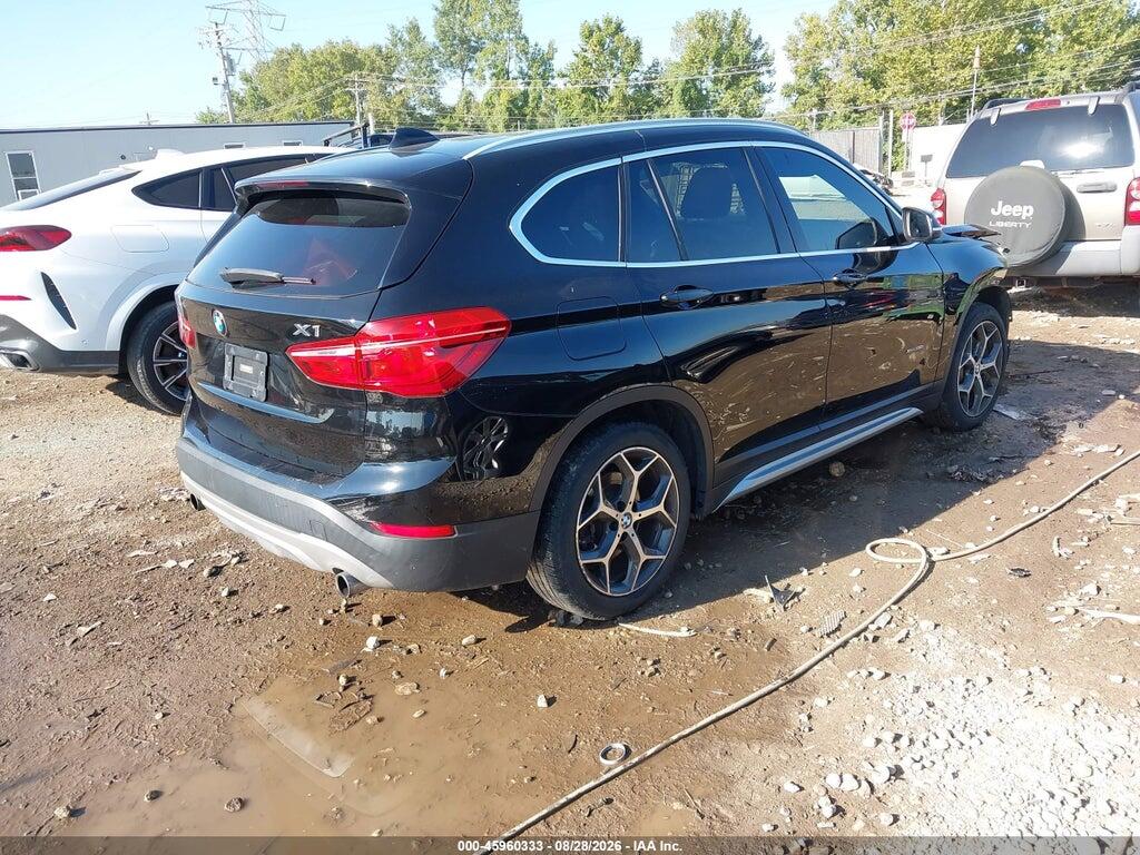 WBXHT3C38J5K30698 2018 BMW X1 photo no. 4