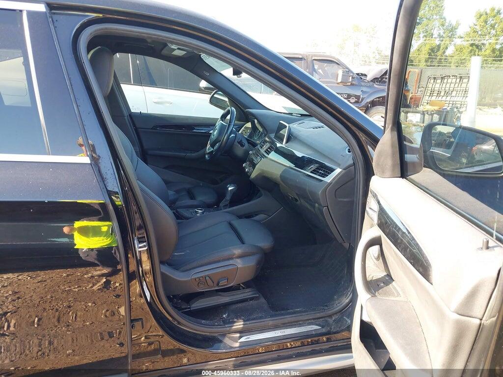 WBXHT3C38J5K30698 2018 BMW X1 photo no. 5