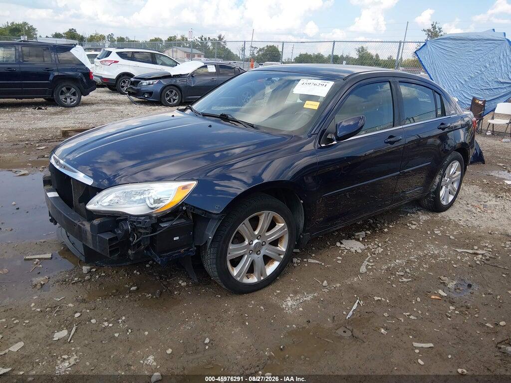 1C3CCBBB8DN656331 2013 CHRYSLER 200 photo no. 2