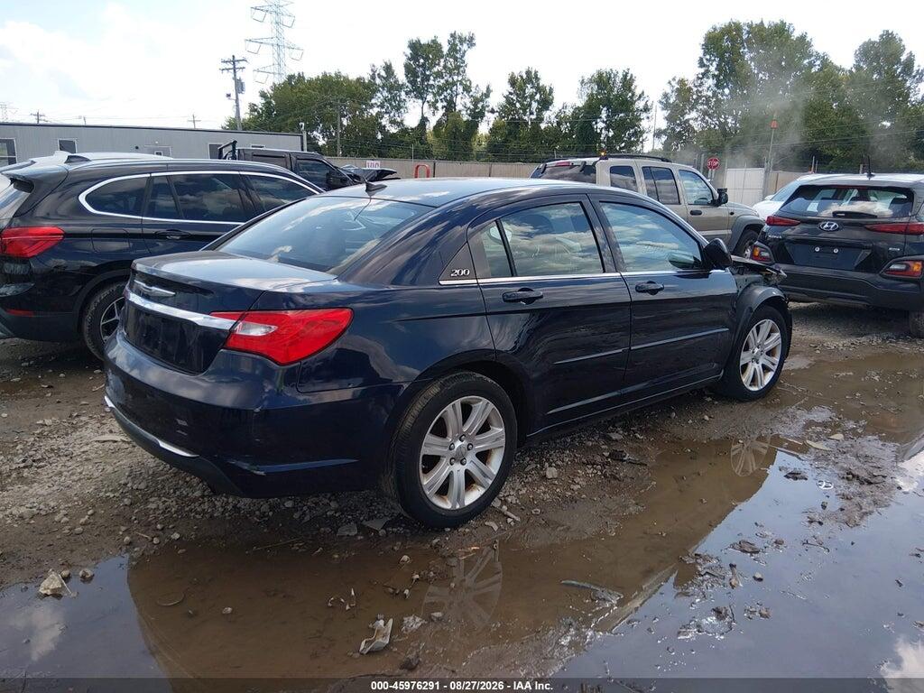 1C3CCBBB8DN656331 2013 CHRYSLER 200 photo no. 4
