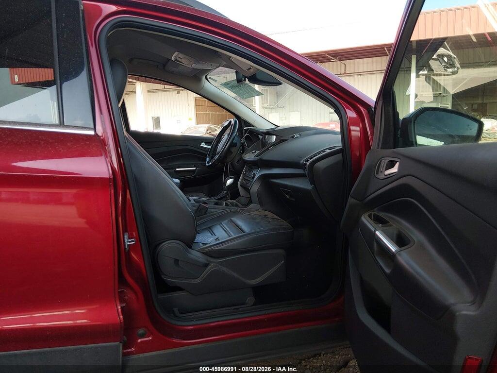 1FMCU9HD2KUB05529 2019 FORD ESCAPE photo no. 5