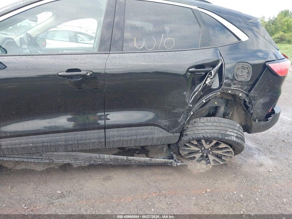 1FMCU9H90LUA02008 2020 FORD ESCAPE photo no. 6