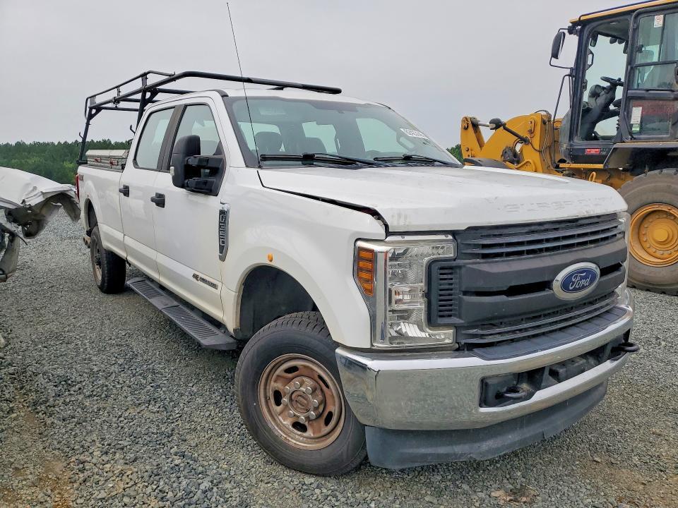 1FT7W3BT3KEG49559 2019 FORD F350 photo no. 4
