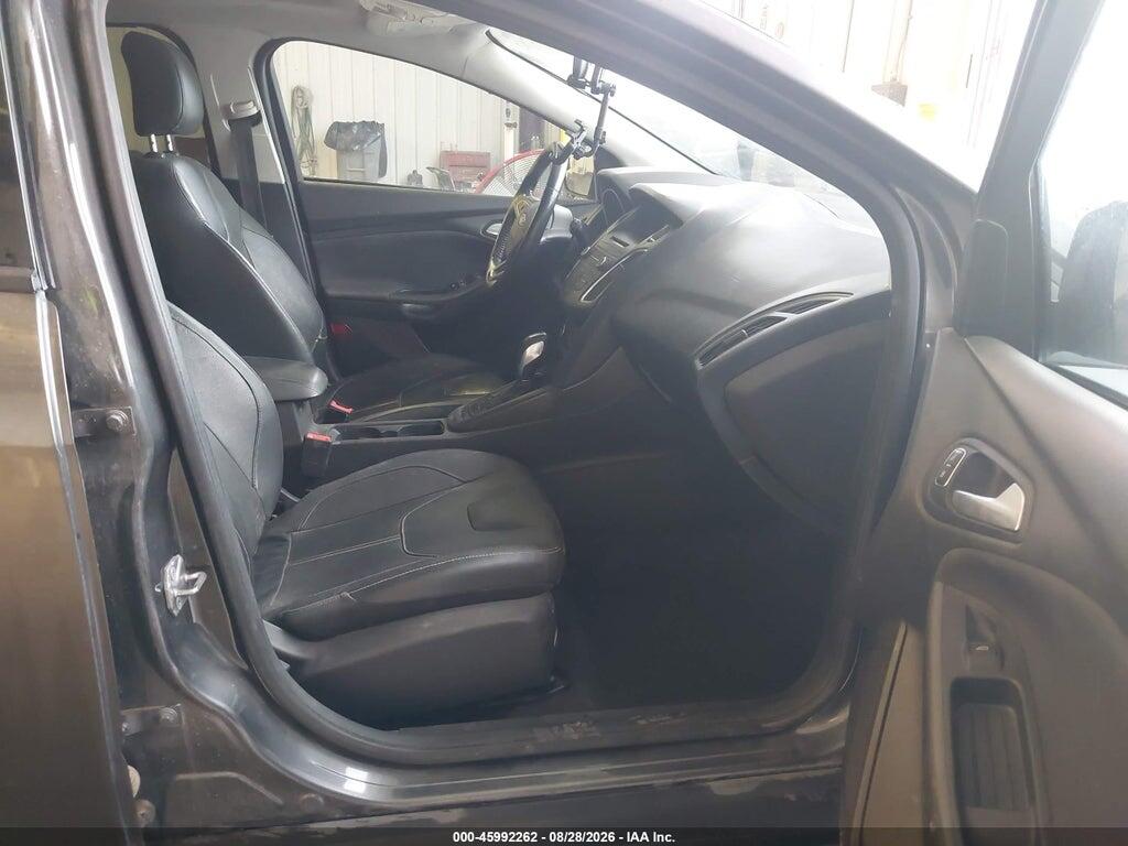 1FADP3K23FL318768 2015 FORD FOCUS photo no. 5