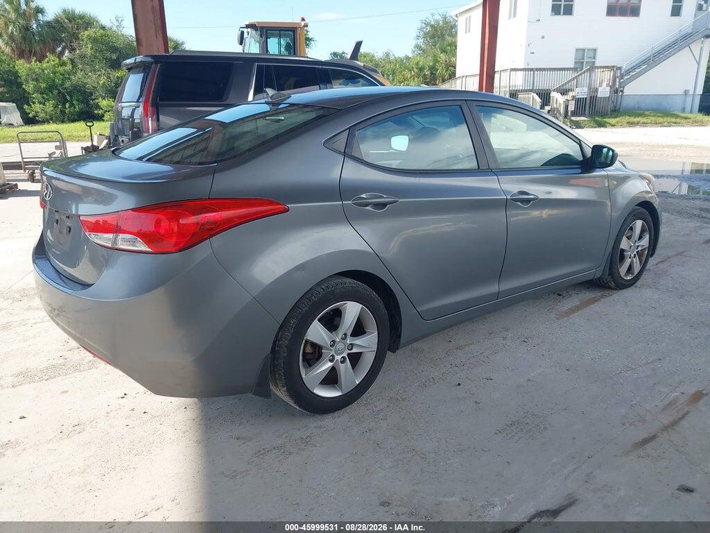 5NPDH4AE5DH339745 2013 HYUNDAI ELANTRA photo no. 4